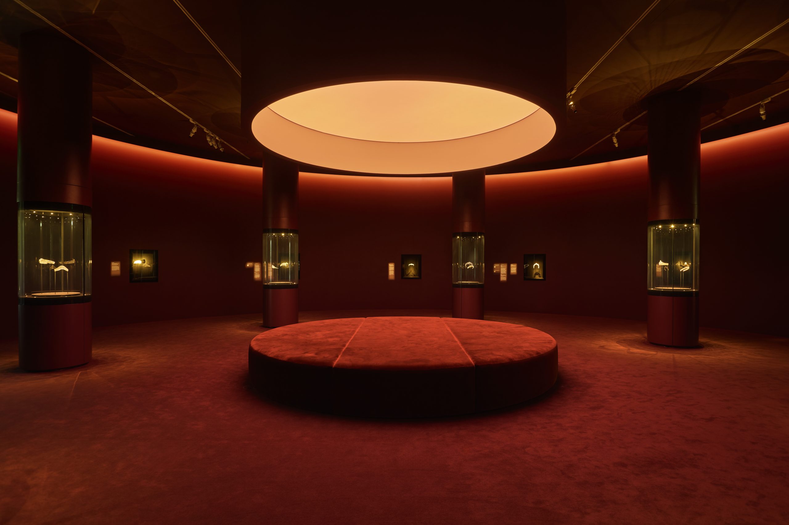 NGV_Cartier_SabineMarcelis_PaulCournet_PhotogLillieThompson_26